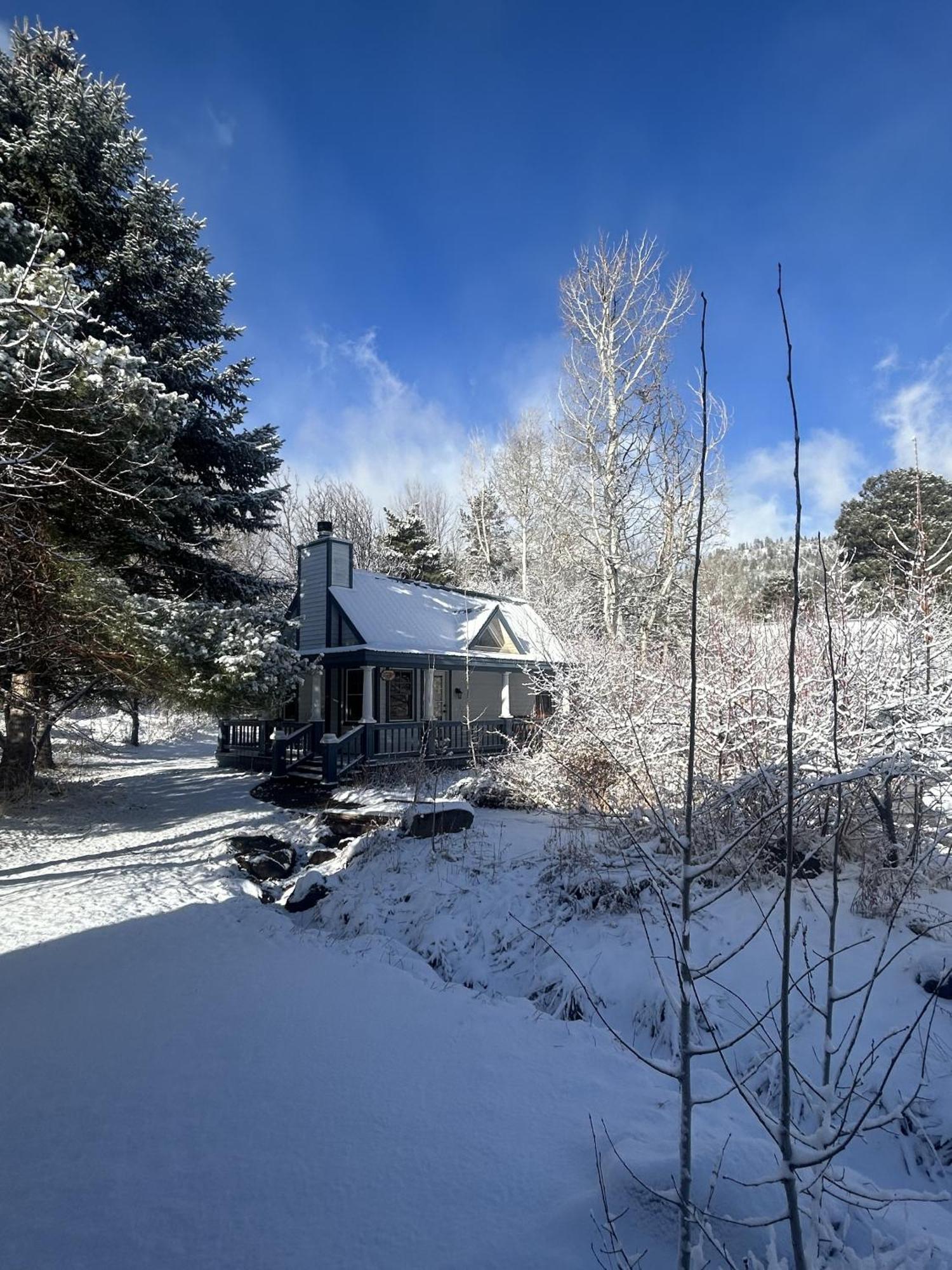 Apple Orchard Inn Hermosa Exterior foto