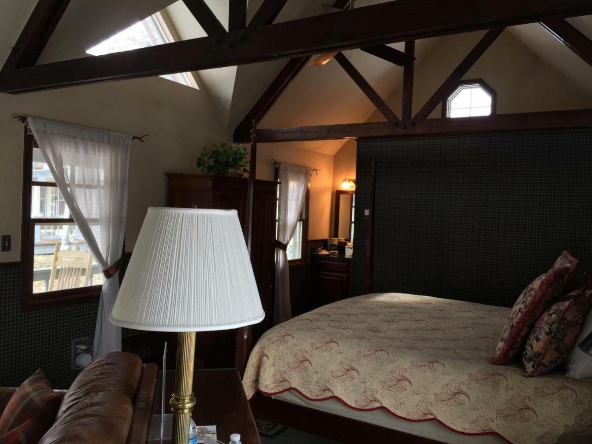 Apple Orchard Inn Hermosa Exterior foto